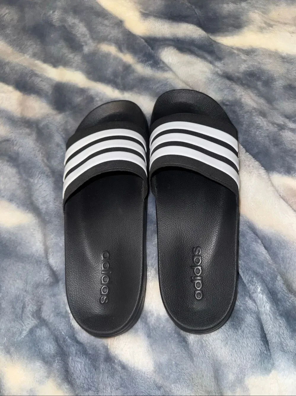 Adidas slides size 11